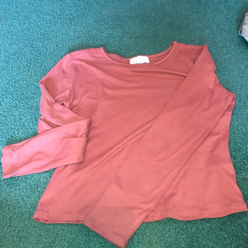Slightly cropped long sleeve